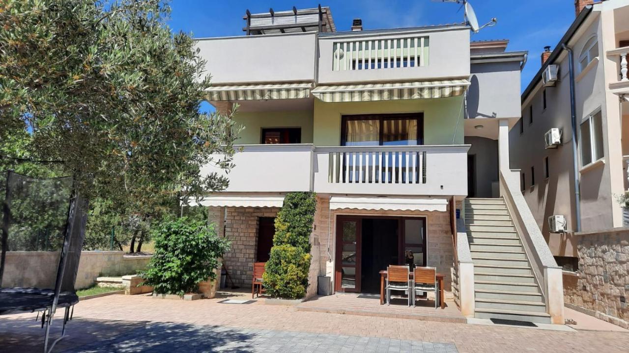 Apartments Bosana XIV Biograd Na Moru Esterno foto